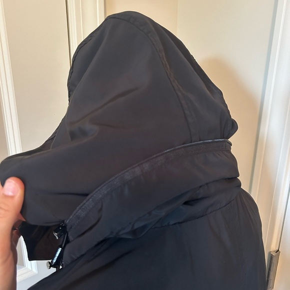 Michael Kors black button/buckle rain jacket with hood - Picture 8 of 9